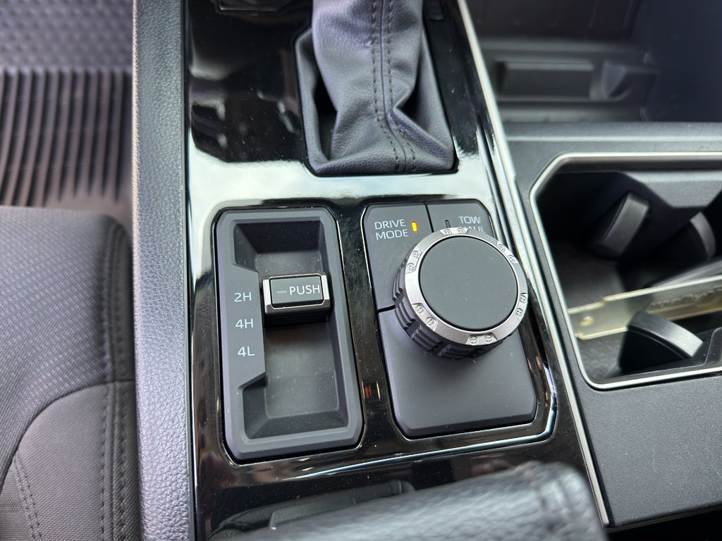 2023 Toyota Tundra 4WD SR5