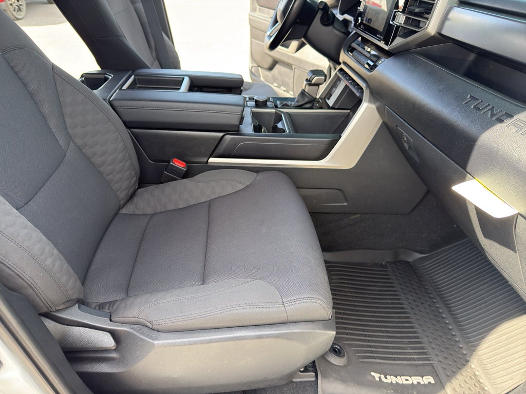 2023 Toyota Tundra 4WD SR5