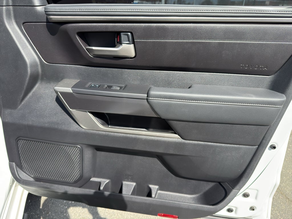 2023 Toyota Tundra 4WD SR5