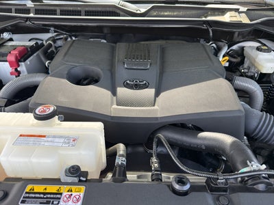 2023 Toyota Tundra 4WD SR5