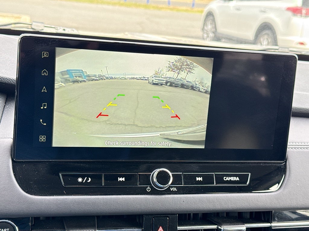 2025 Mitsubishi Outlander ES