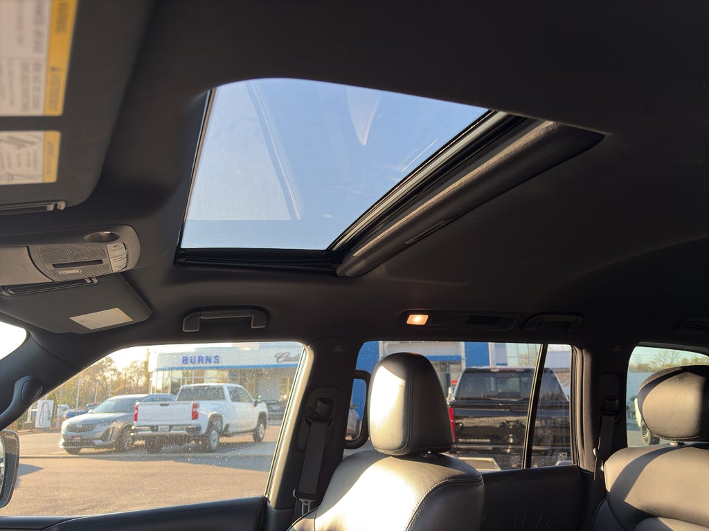 2023 Nissan Armada SL