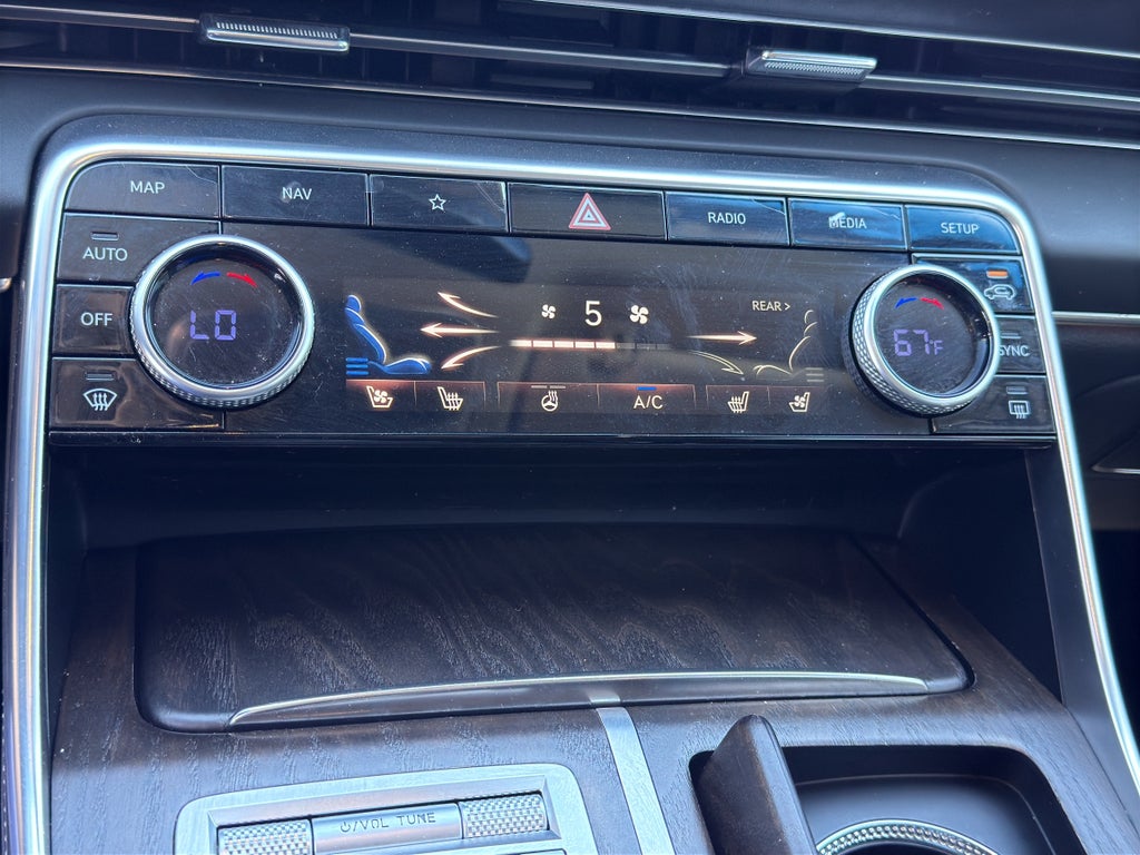 2023 Genesis GV80 Advanced +