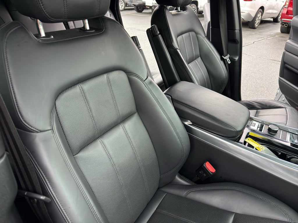 2021 Land Rover Range Rover Sport HSE Silver Edition