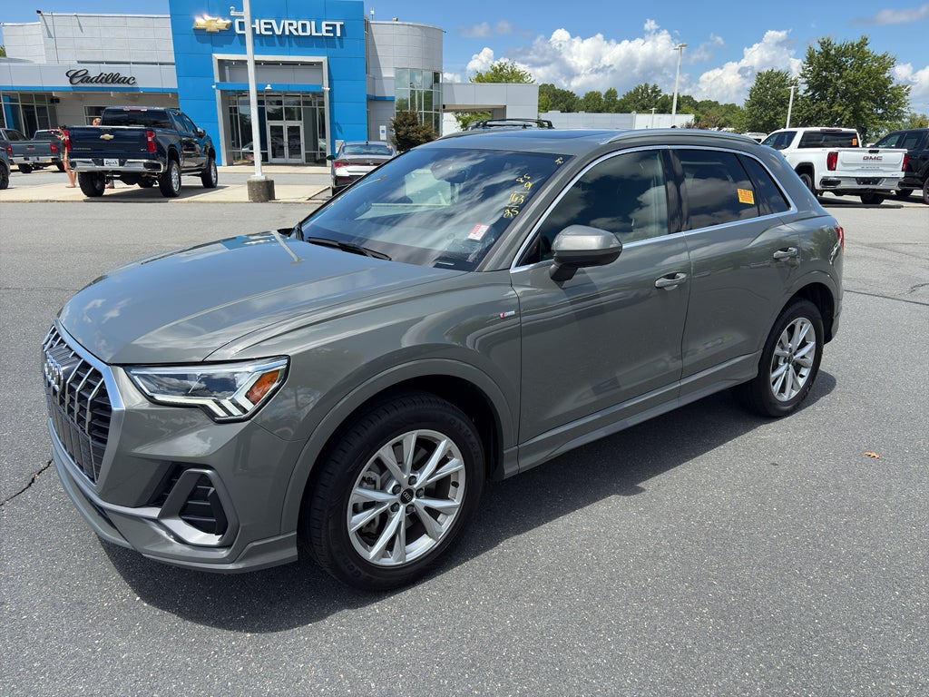 2025 Audi Q3 S line Premium