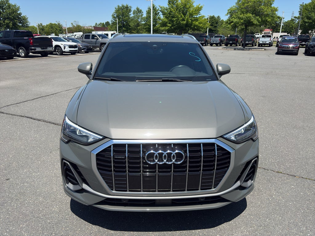 2021 Audi Q3 S line Premium